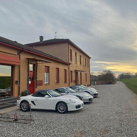 Le Maginot Relais Bed & Breakfast Castelvetro Piacentino Exterior photo